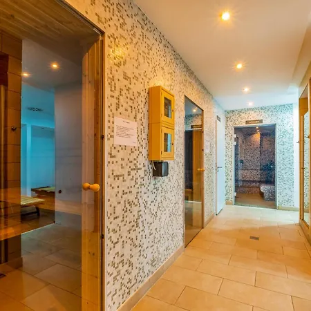 Myflat Club 218 Aquavista Wellness Apartament *